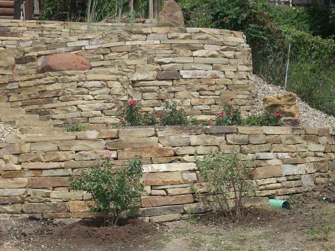 Natural Rock Retaining Wall