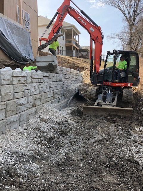 Kohler Outdoor will made retaining walls for your landscape.