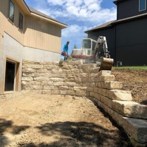 Retaining Walls: Top 10 Reasons to Use A Landscape Pro - Kohler Pool ...