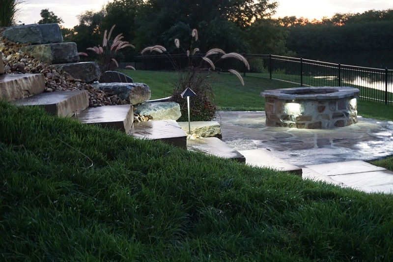 Let-Outdoor-Lighting-light-up-you-fall_Kohler-Landscape_Kansas-City-pavers-retaining-wall-firepit-landscaping