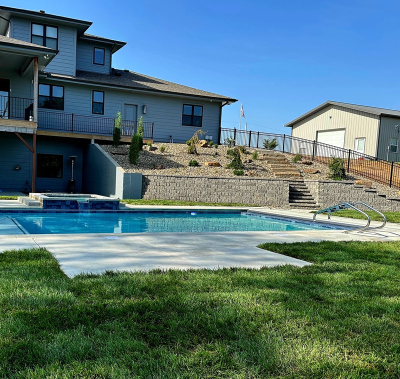 Kohler Pool & Landscaping Eliseo 2 markey pool